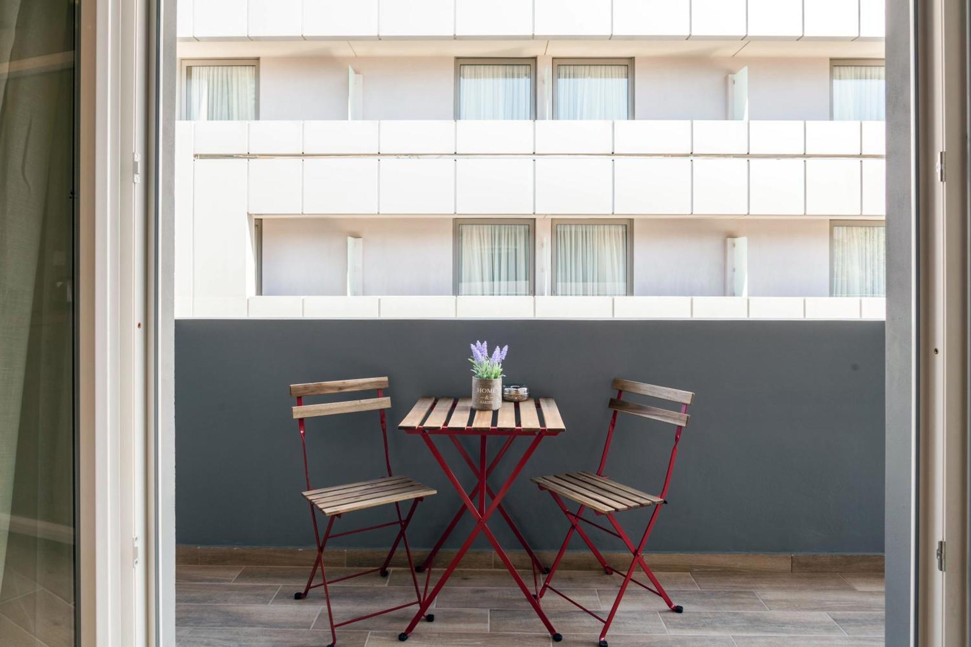 Raise Heraklion Boutique Apartments エクステリア 写真
